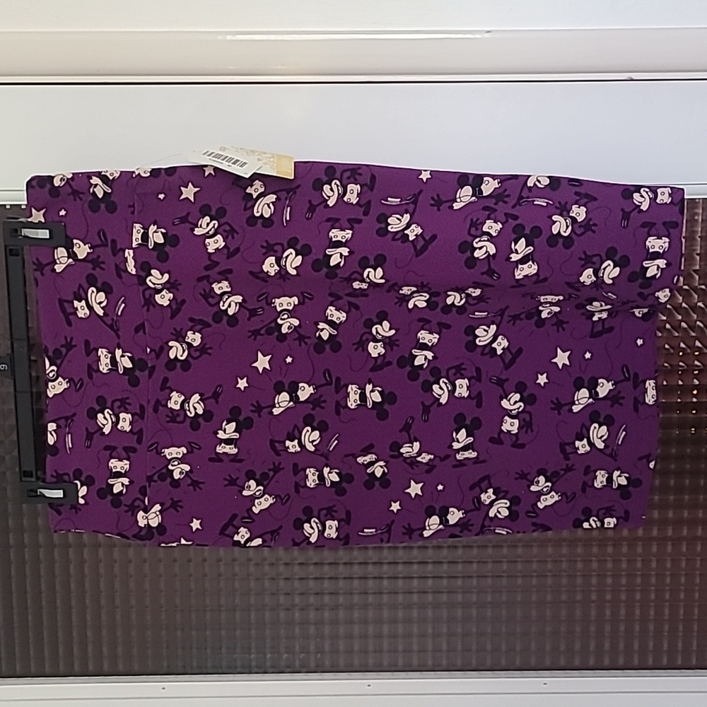 Purple, Disney, vintage Mickey, Cassie Pencil Skirt. Size M. New with Tags.